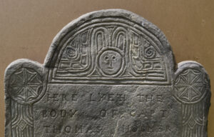 Image of Marker #667 - tympanum of headstone from Captain Thomas Hosmer, 1732